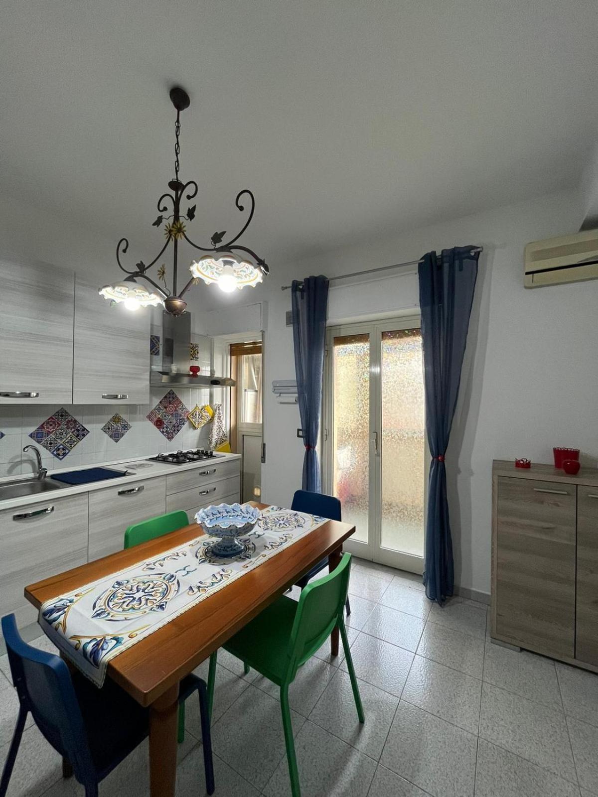 Salotto Dell'Etna Apartment Sant'Agata Li Battiati Exterior photo